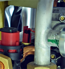 vk compact 25a din j18803 thr in situ.jpg